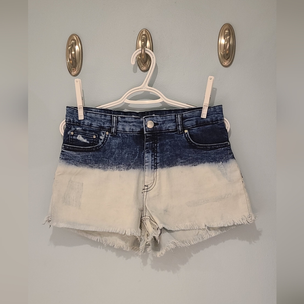 H&M Coachella ombre shorts